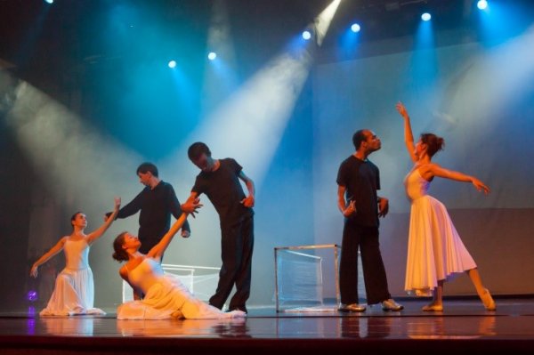 A_JU_DANÇA em SERRALVES