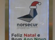 A Norsecur deseja a todos os seus clientes e amigos Festas Felizes.
